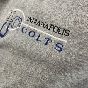 Indiana‎ Colts Women’s Sweater Color: Grey Size: XL